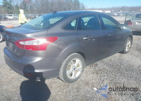 2013 Ford Focus Se z USA, uszkodzony, nr VIN 1FADP3F24DL330161